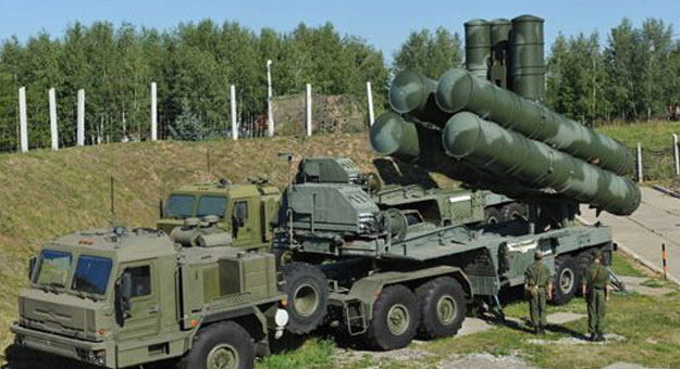 الفوج الرابع من صواريخ "إس-400 " يبدأ المناوبة القتالية لحماية أجواء موسكو