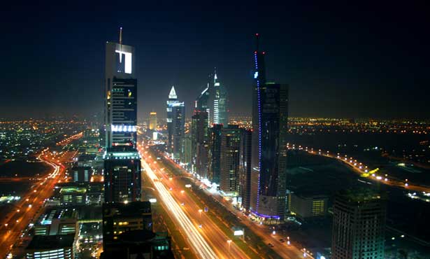 أكسفورد: 4.5 % النمو المتوقع في دبي 2015