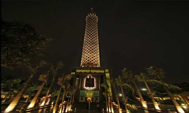 النائب العام يأمر بالتحقيق العاجل في واقعة سقوط شاب من أعلى برج القاهرة
