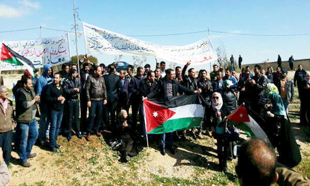 مسيرات شعبية أردنية تندد بجرائم داعش الإرهابي