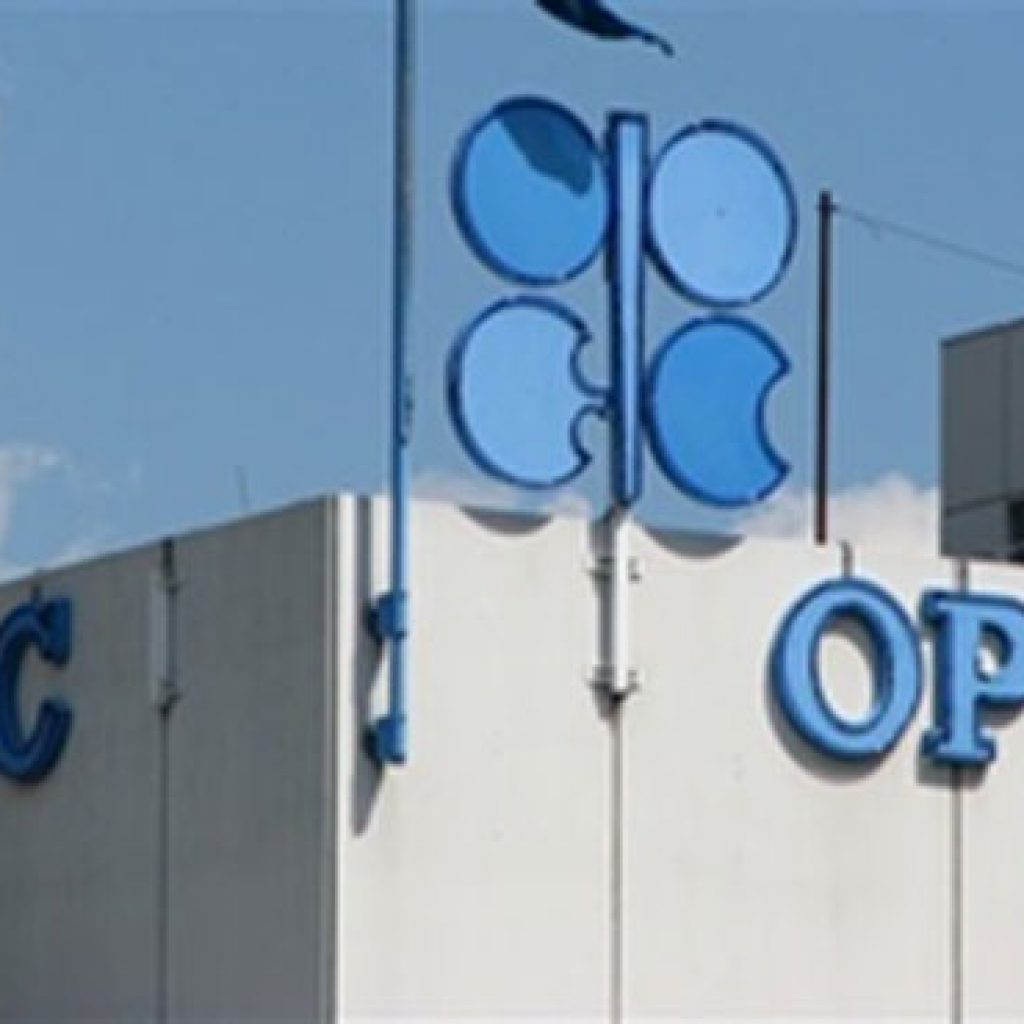 أوبك تنتظر موافقة العراق وإيران لخفض إنتاج النفط