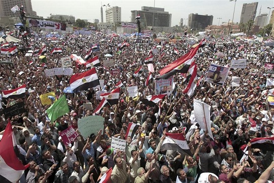 قوى سياسية ومرشحون للبرلمان يدعون لتفويض جديد ضد الإرهاب بميدان التحرير