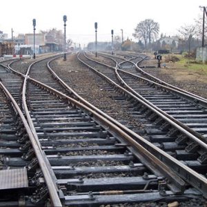 «النقل» تخطط لطرح خط سكة حديد «أبو سمبل - السودان» بنظام «B-O-T»