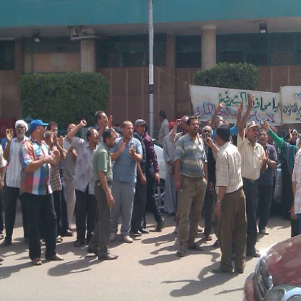 عمال "المصرية للأسمدة" بالعين السخنة ينهون اعتصامهم