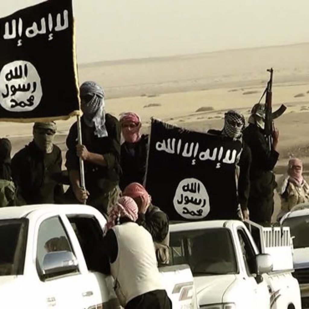 داعش يروج لأوراق مالية مزورة بالموصل