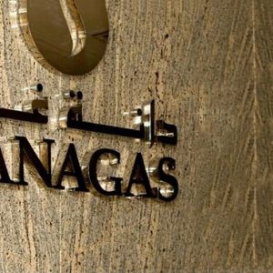 "دانة غاز" توقع اتفاقية لزيادة إنتاج الغاز في مصر