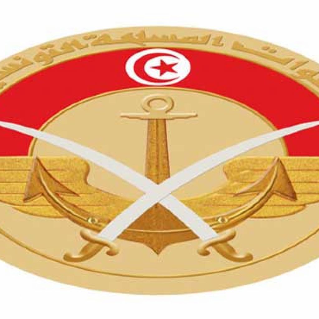 تونس تتسلم معدات عسكرية وشحنة مناظير ليلية بـ مليوني دولار