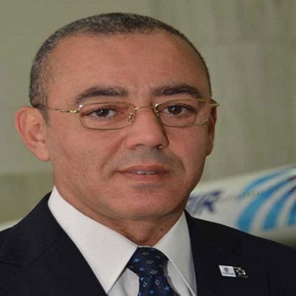 وزير الطيران يناقش مع  رئيس "العربية للسياحة" الترويج لمصر