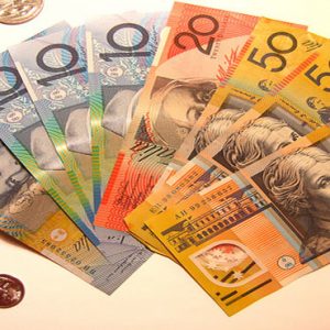 سعر الدولار الأسترالي يتصدر قائمة العملات الرابحة بعد بيانات التضخم