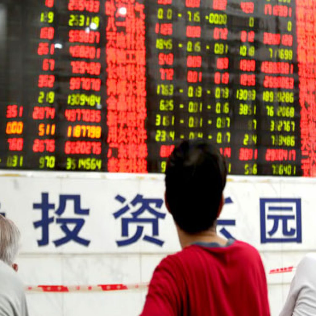 الأسهم الصينية تتخلف عن انتعاش عالمي مدعوم بصعود اليوان
