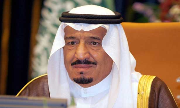 العاهل السعودي يجري اتصالات بـ 8 زعماء