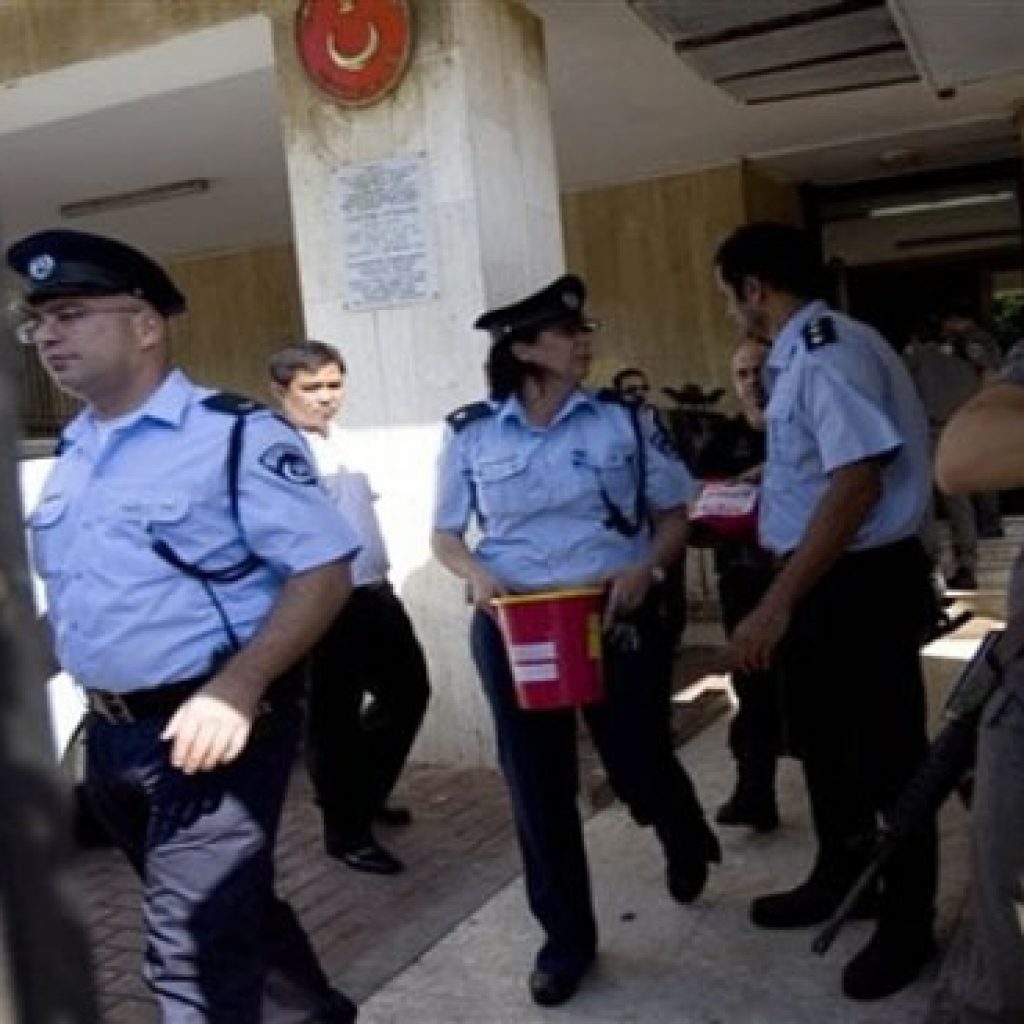 الشرطة الإسرائيلية ترفع حالة التأهب في المدن الفسلطينية