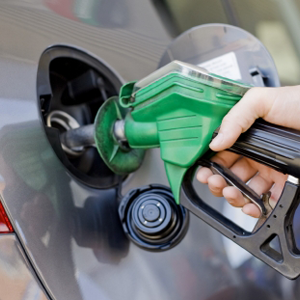 بيان من وزارة البترول حول تسعير البنزين في يونيو