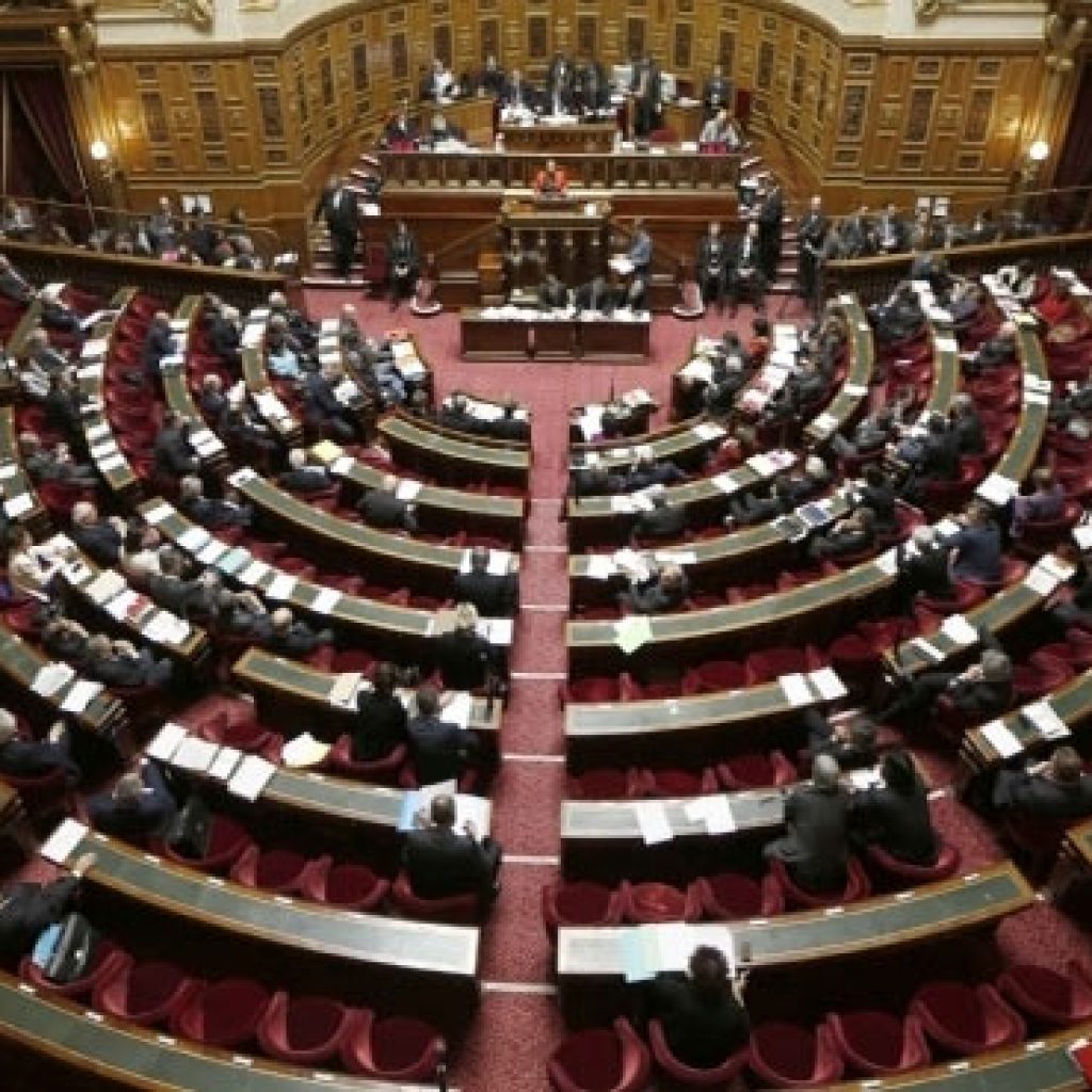 البرلمان الفرنسي يسعى لاستيضاح حقيقة تخفيضات ضريبية لقطر