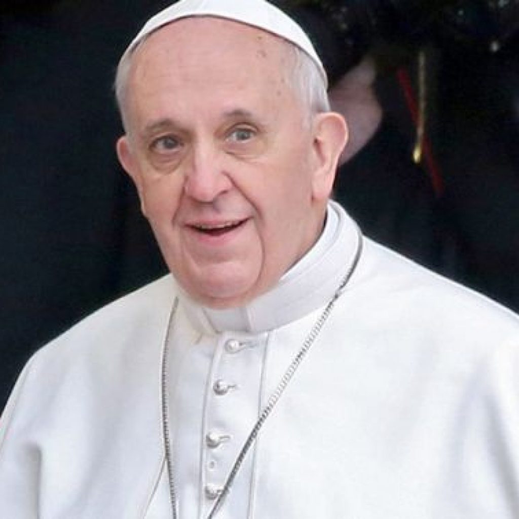 بابا الفاتيكان يناشد العالم مساعدة السكان فى شمال العراق