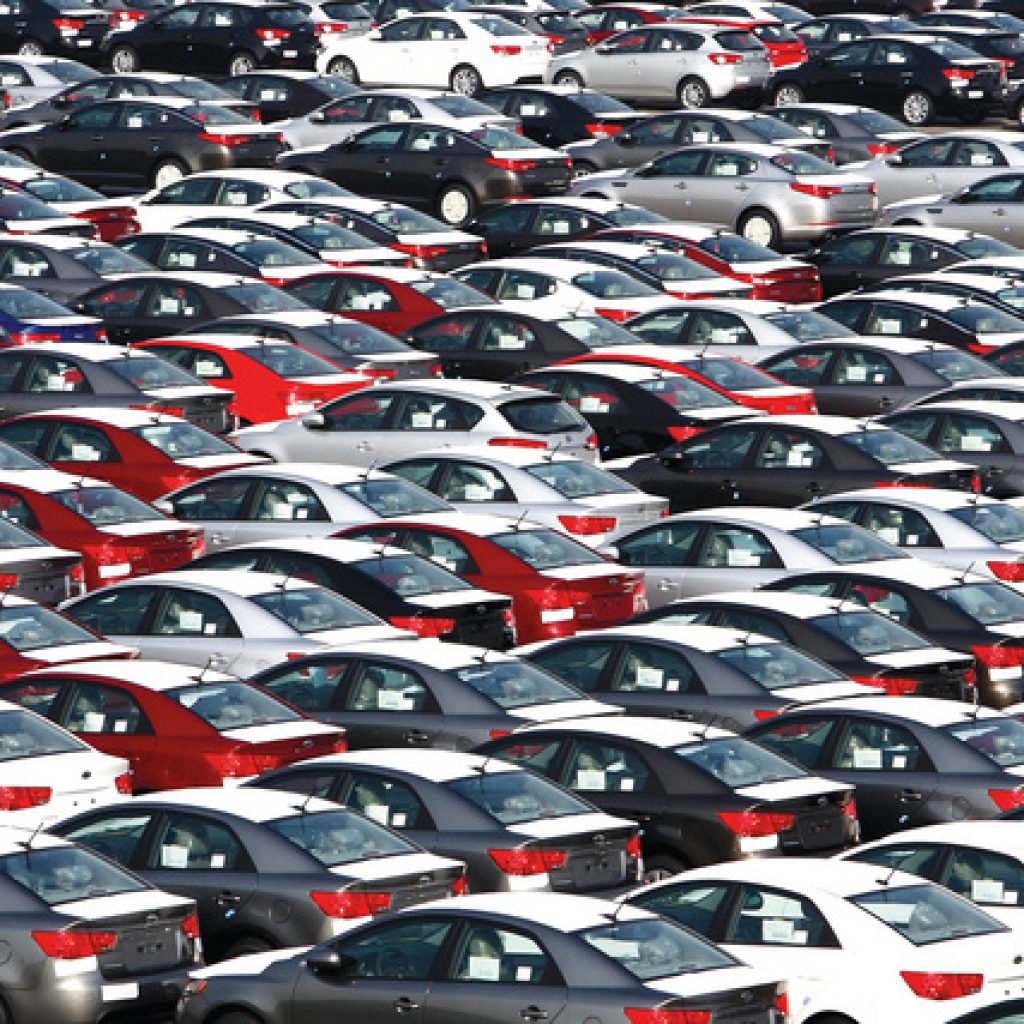 نقص أشباه الموصلات يهوي بمبيعات السيارات الجديدة في اليابان للعام الثاني على التوالي