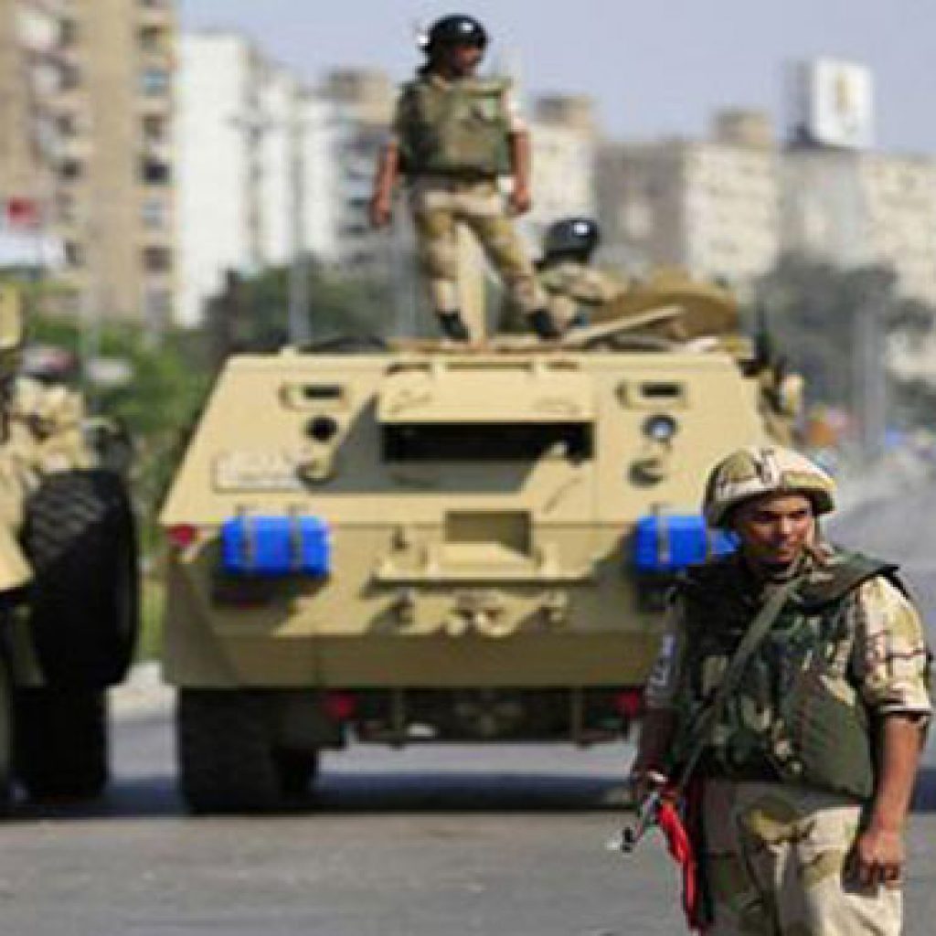 حملات عسكرية للبحث عن الضابط المختطف بشمال سيناء