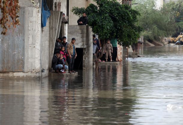محافظة القاهرة ترفع حالة الطوارئ لمواجهة الأمطار