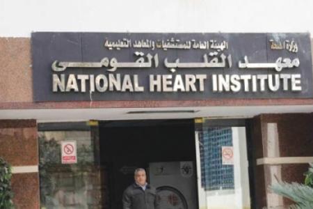 عميد معهد القلب المُقال: «BBC» والجزيرة بتصطاد فى «المية العكرة»