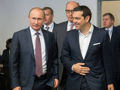تقارب يوناني روسي على حساب أوروبا