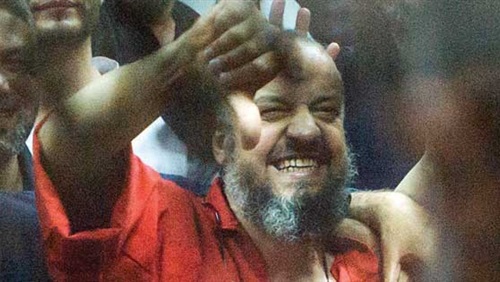 البلتاجي يظهر ببدلة الإعدام لأول مرة في "قضية بورسعيد"