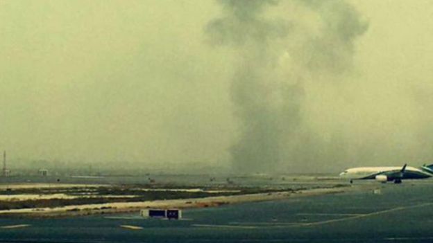 تحطم طائرة إماراتية عند هبوطها في مطار دبي الدولي