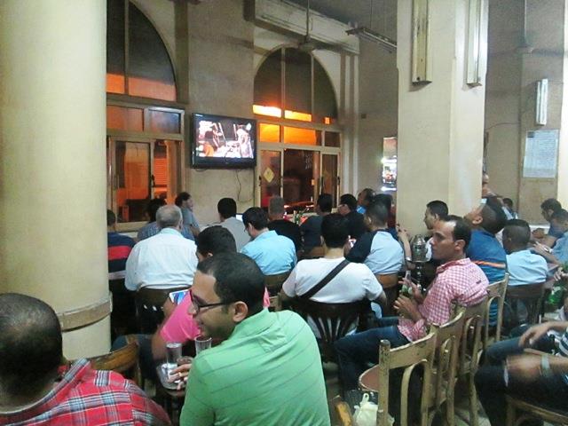 أصحاب المقاهى بغرفة الإسكندرية تطالب بتأجيل فواتير المرافق لتوقف النشاط