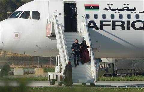 انتهاء أزمة اختطاف الطائرة الليبية واستسلام الخاطفين