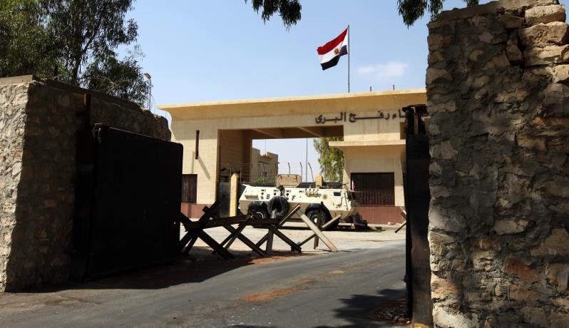 محافظ شمال سيناء: متوقع بدء استقبال الجرحي الفلسطينيين عبر معبر رفح غدا الأربعاء