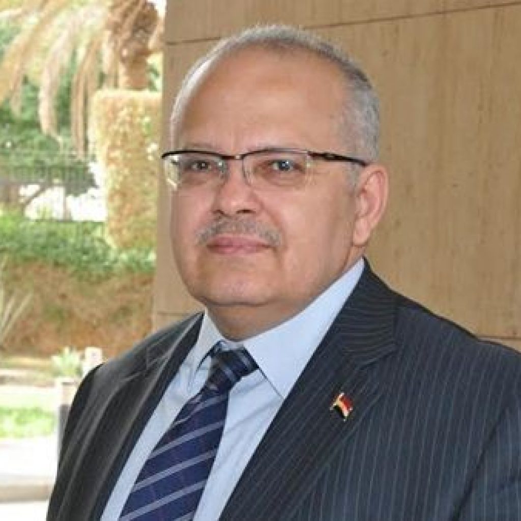 نظر الطعن على حظر النقاب بجامعة القاهرة 16 أبريل