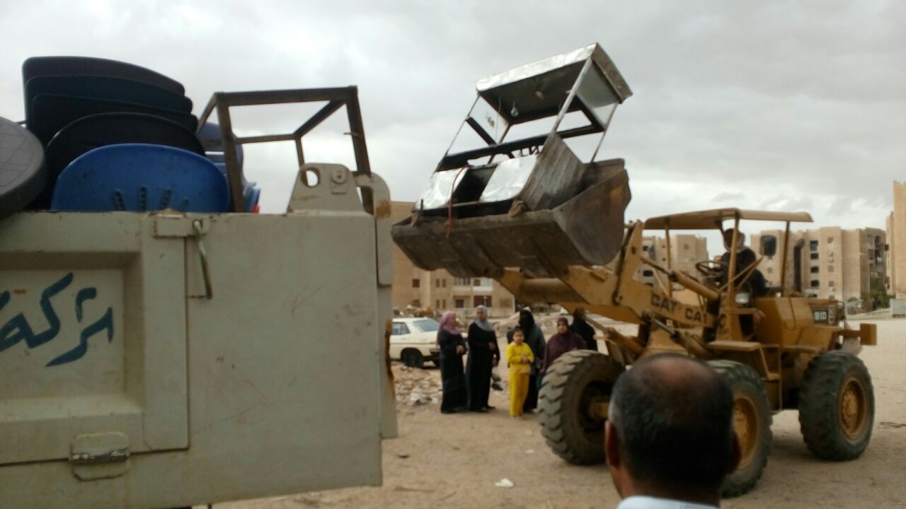 حملات للقضاء على الإشغالات والمخالفات بأحياء الشيخ زايد