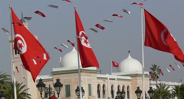 تونس تعلن حظر التنقل بين المدن لمحاصرة فيروس «كورونا»