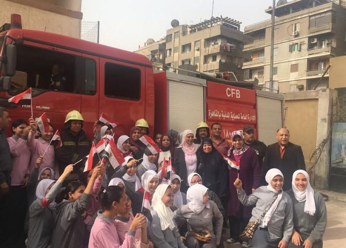 مدرسة الحسين بالقاهرة تنفذ تجربة إخلاء لمواجهة الحرائق
