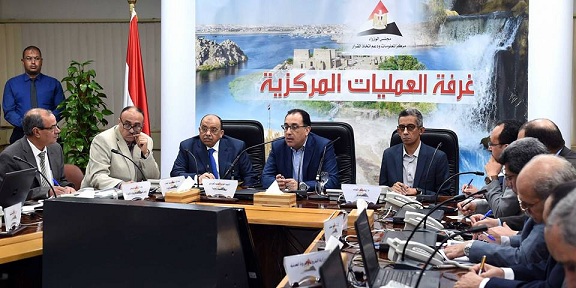 "الوزراء" يتابع مع مسئولى 27 محافظة تطبيق التعريفة الجديدة للمواصلات