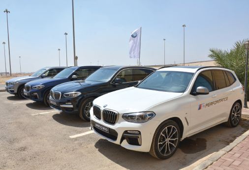 «المال» تختبر «BMW X3» فى جيلها الثالث بمركز القيادة الآمنة