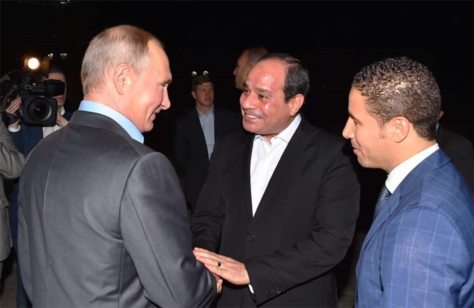 السيسي باتصال هاتفي مع بوتين: مصر مستمرة في مساعيها لتقريب وجهات النظر بين الليبيين