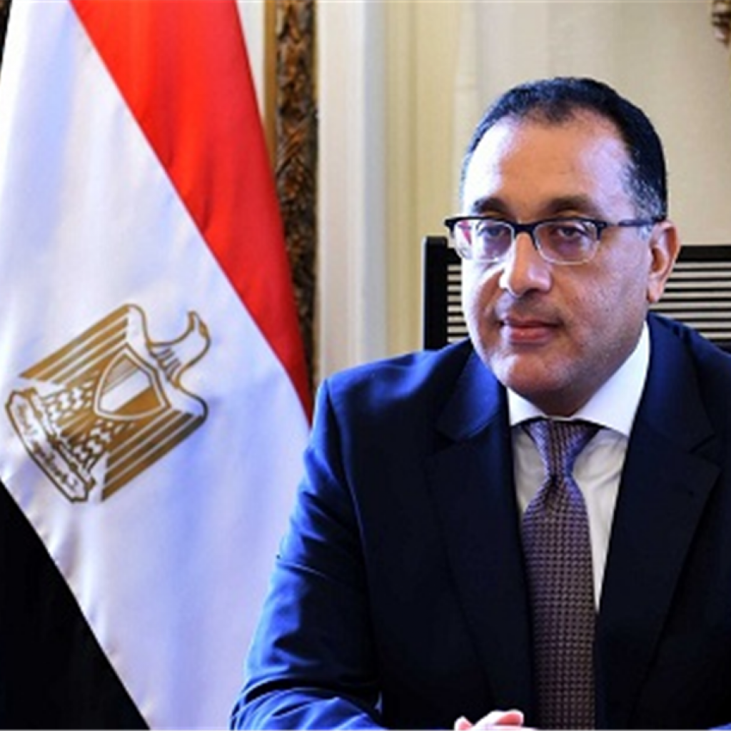 رئيس الوزراء يفتتح أول مركز جمركي ذكى ببورسعيد خلال أيام (فيديو)