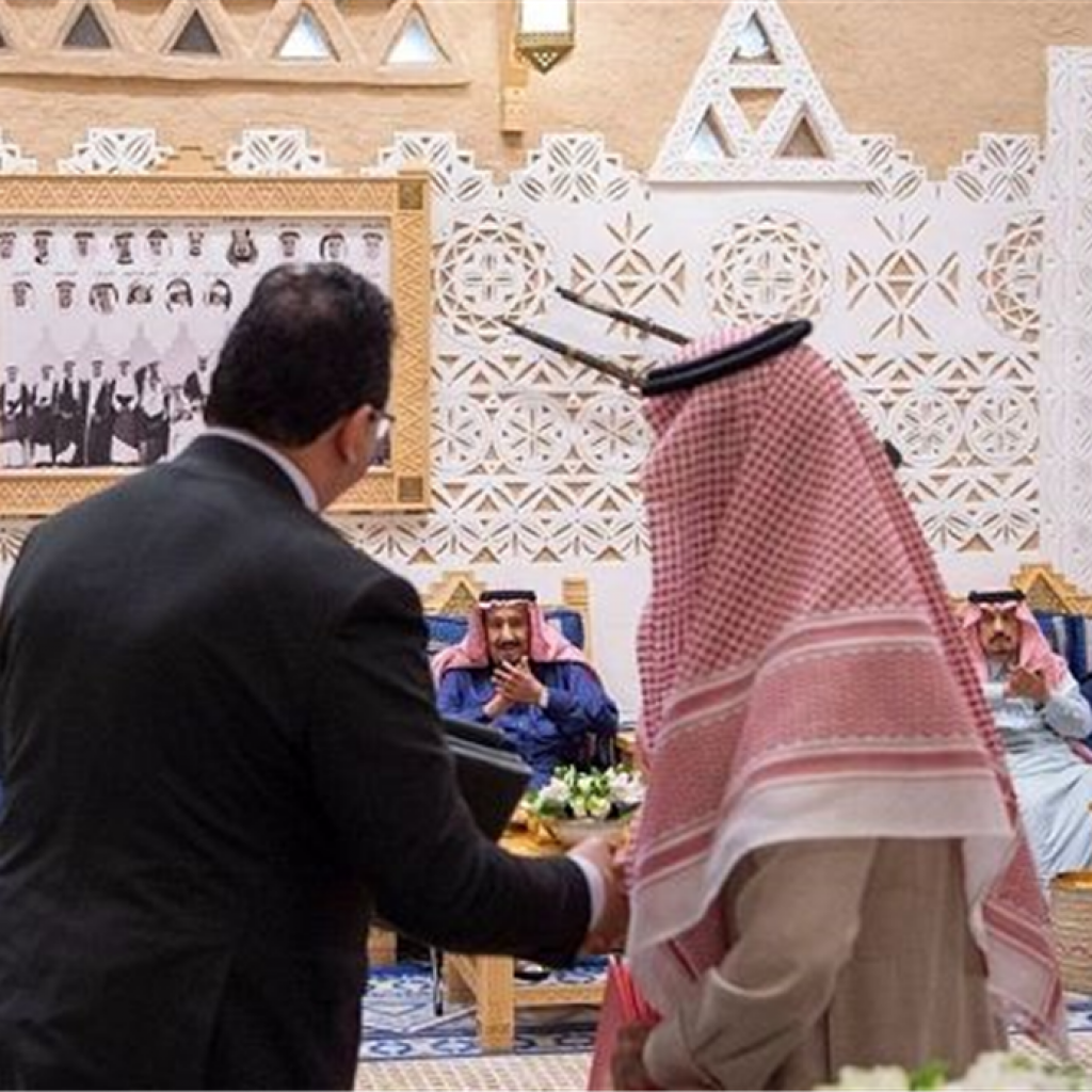 تونس: السعودية تتعهد بمساعدة مالية بنحو 830 مليون دولار