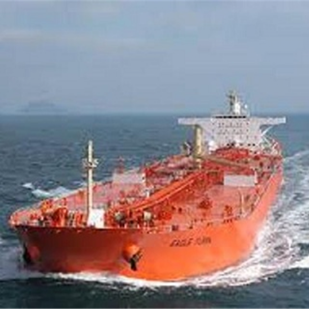 قناة السويس تحقق رقمًا قياسيًا بعبور 81 سفينة بحمولة 6.1 مليون طن
