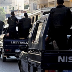 مصرع عنصر إجرامي في تبادل إطلاق نار مع الشرطة وضبط 7 آخرين ببورسعيد