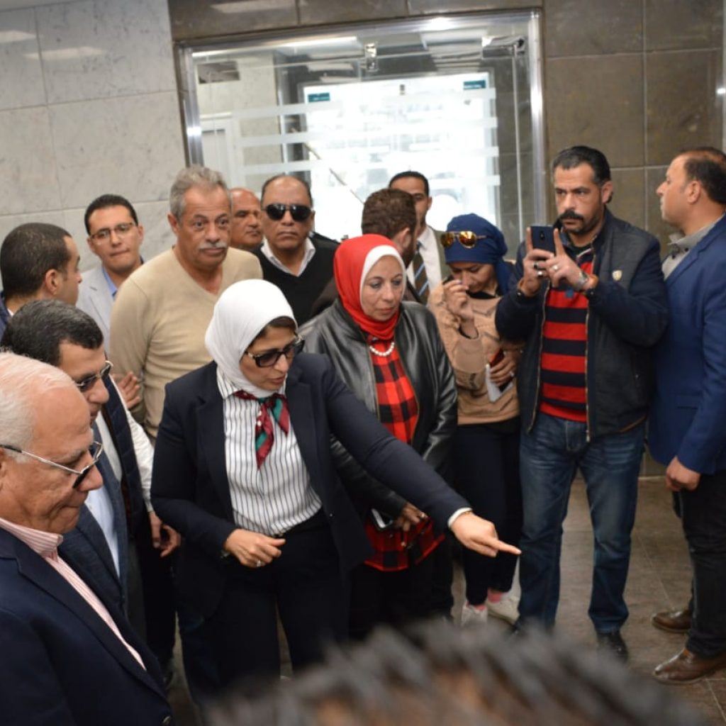 وزيرة الصحة تتابع عمل مستشفيات التأمين الشامل في بورسعيد