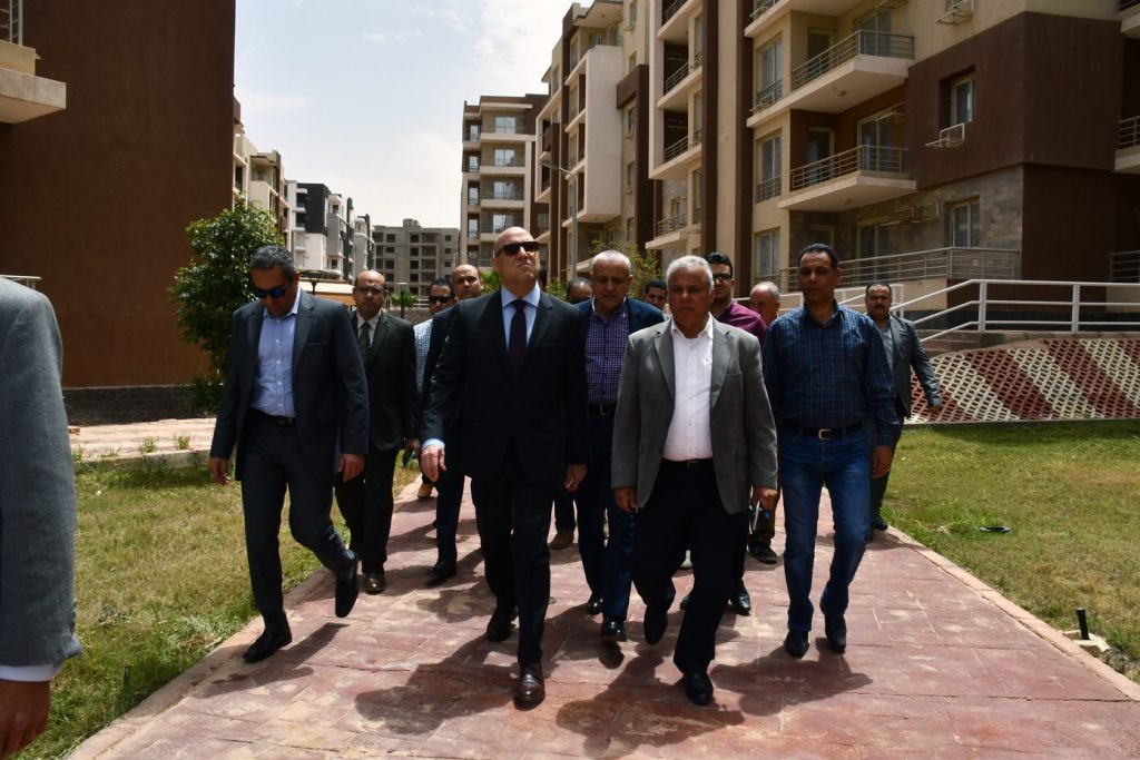 وزير الإسكان يكلف بتوفير الأنشطة الترفيهية الخدمية بمدينة بدر