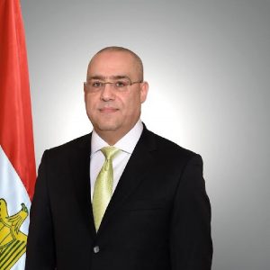 وزير الإسكان يستعرض مشروعات إنتاج "البيوجاز" و"الأسمدة" من معالجة الصرف  بكفر الشيخ