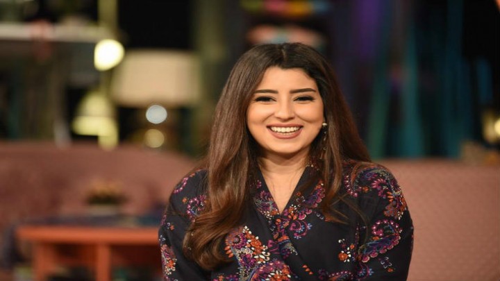 آيتن عامر مشغولة بـ«طلقة حظ» و«ابن أصول» للعرض في رمضان