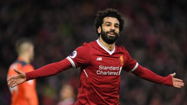 قبل الإعلان عنها.. محمد صلاح يهنئ "دايك" بجائزة أحسن لاعب بالدوري الإنجليزي