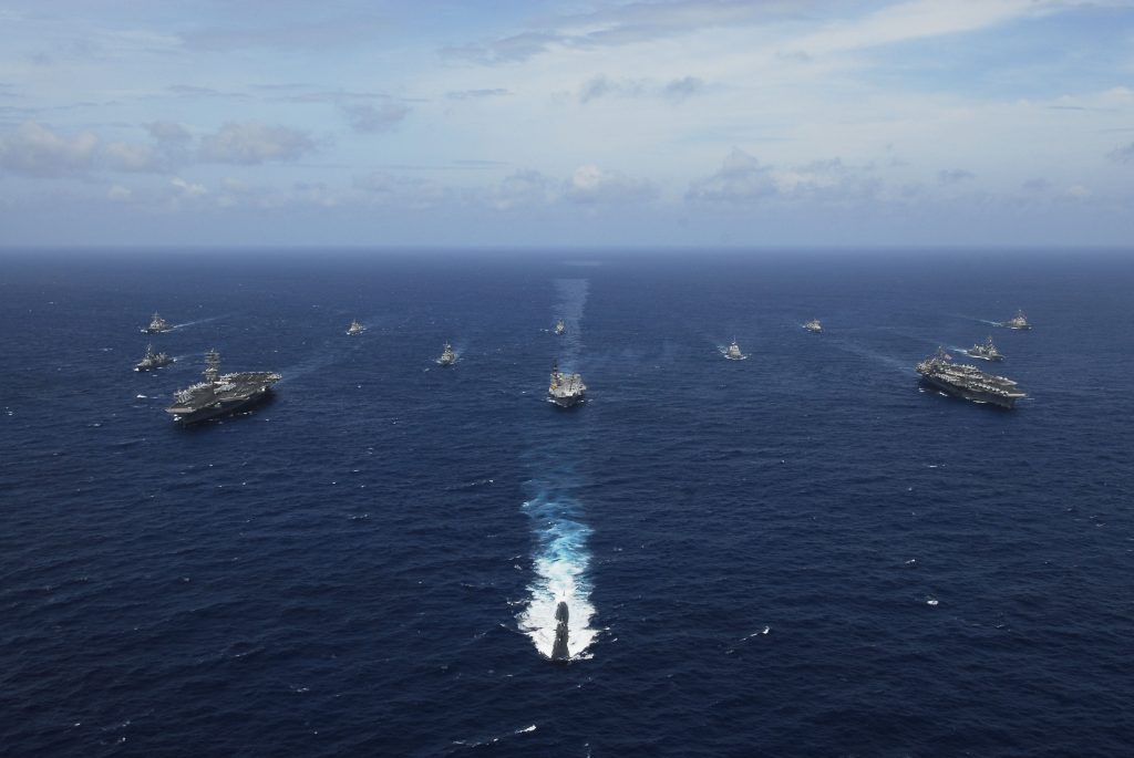 الأسطول الأمريكي الخامس: دول الخليج  أطلقت دوريات أمنية مكثفة في مياهها