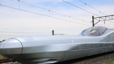 500 كيلومتر بالساعة.. اليابان تختبر أسرع قطار في العالم