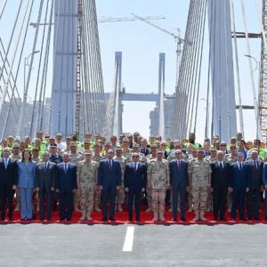 المدير الإقليمي لموسوعة جينيس: كوبري تحيا مصر أعرض جسر معلق في العالم