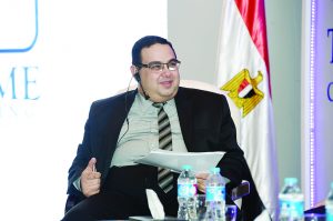رئيس البورصة ناعياً محسن عادل : لم نر منه سوى النزاهة والإخلاص والتفاني في العمل