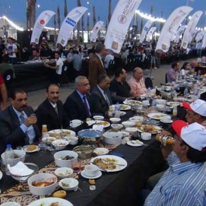 "العاصمة الإدارية": دخول أطول مائدة إفطار رمضانية موسوعة جينيس سيكون محفزا للابتكار (صور)